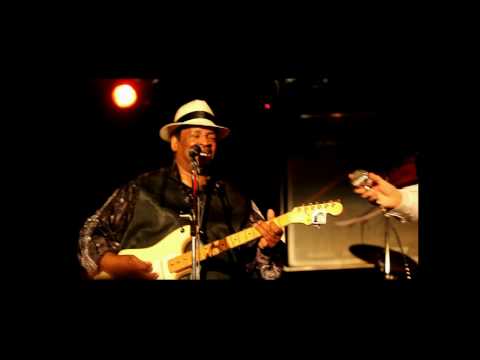 Dave Riley & Bob Corritore - Lucerne Blues Festival 2009.avi