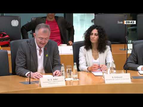 Video Thumbnail: Experten einig: Anti­semi­tis­mus in Bildung und For­schung bekämpfen