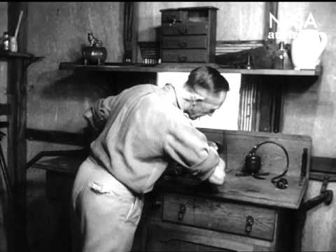 Australian Inventor Perfects Novel Lawn Mower. Australian Diary 40