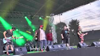 Piersi- koncert zespołu Święto Papryki Potworów 3.08.2014- Będziemy piwo pić