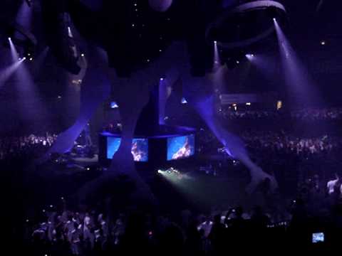 Sensation White O2 Arena Praha 31.5.2008 - Michael Burian - Vltava