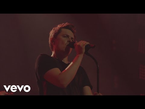 Michael Patrick Kelly - Land of Bliss (Live)