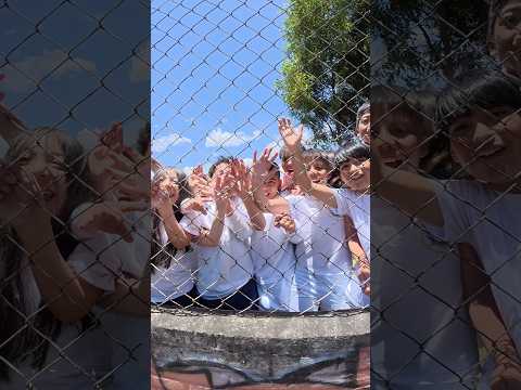 FUI a MI antiguo COLEGIO y ESTO pasó #humor #risas #motos #biker #bromas