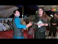 Kitni Makhmoor Hain Tumhari Aankhen
