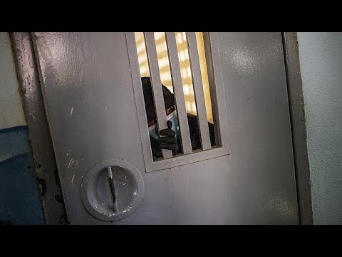 هل الإفراج المبكر عن السجناء هو الحل لمحاصرة وباء كورونا؟ …