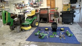Žaislinis surenkamas ir išardomas John Deere traktoriaus variklis | Klein