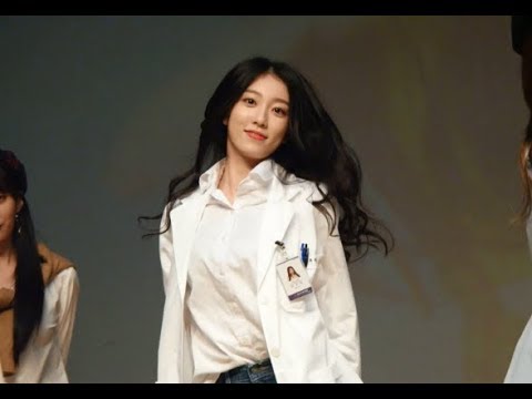 [4K] 181006유니티 (UNI.T) 이수지 직캠 - 난말야 (I Mean) By. BRIGHT_SUJI [CTS아트홀]