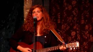 Katie Moore sings Heart Like A Wheel