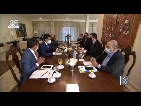 Rodrigo Pacheco defende o diálogo e a democracia em reunião com governadores