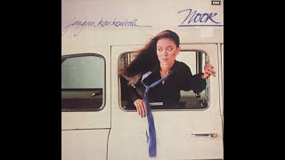 Download lagu Noorkumalasari - Usah Bersendiri [Carilah Teman] mp3