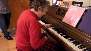 Arletta swings (Just Squeeze Me by Duke Ellington)