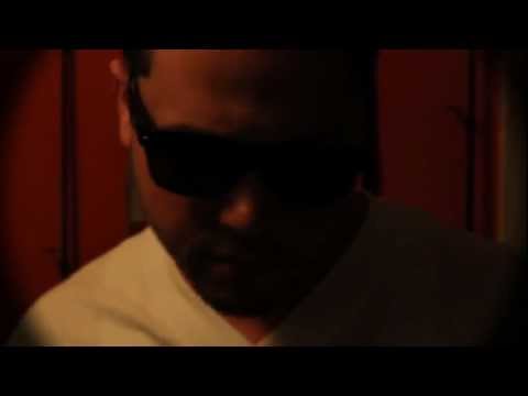 Blaksmif ft Jillian Beth, Armand - Is it me Vlog 2