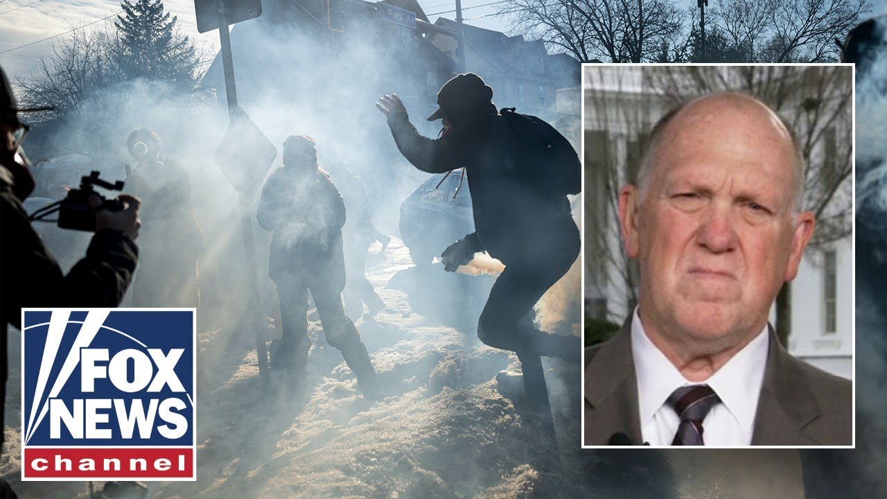 Homan doubles down on CHILLING warning: ‘Unhinged’