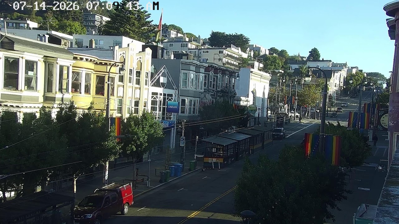 Live webcam view of Bandera Arcoíris en Castro Street
