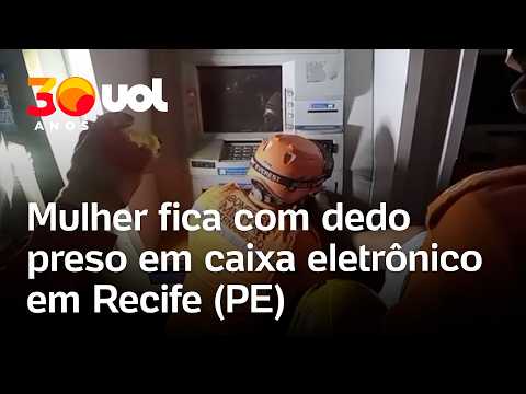 Mulher fica com dedo preso em caixa eletrônico e precisa ser socorrida por bombeiros; veja vídeo
