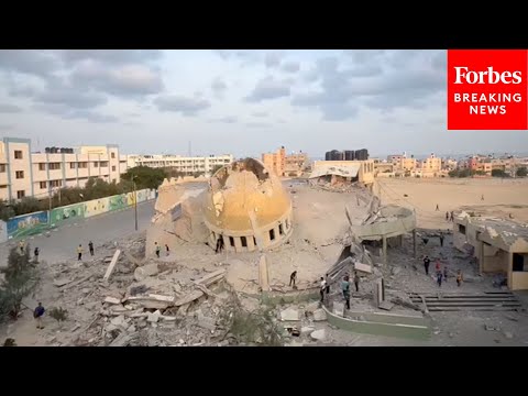 Mesquita Al-Amin Muhammad de Gaza destruída por ataques aéreos israelenses