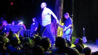 Screeching Weasel - Dont Turn Out The Lights