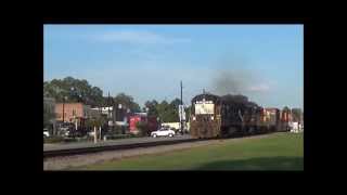 preview picture of video 'Georgia Central Mixed Intermodal & Freight in Pembroke, GA 8/18/14'