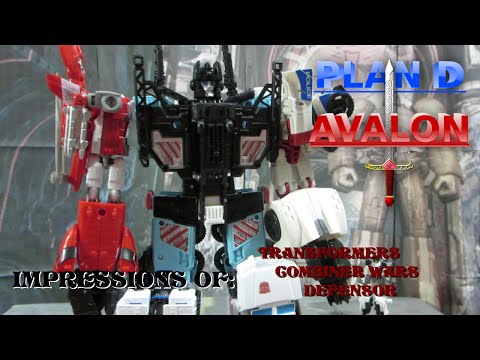 Front Line Defense - PDA Impressions of Transformers Combiner Wars Defensor
