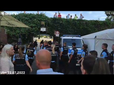 Schikane in Ulm - spazieren unerwünscht Germany Baden-Württemberg 22.07.2022