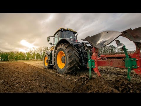 JCB Fastrac 8330 - Winter ploughing Wilfred Scruton Ltd Demonstrator