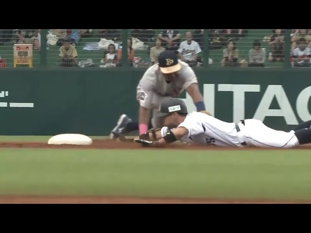 【5回裏】ライオンズ・大崎 バファローズ・ヘルマンに「ヘッスラ対決」挑んだ!! 2015/9/23 L-Bs