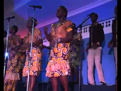 Efatha Ministry Mass choir- Moyo wangu wafurahi