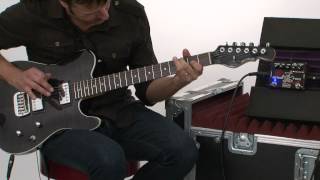 Video thumbnail for Dunlop SC95 Cry Baby Classic Slash Signature Wah and MXR SF01 Slash Signature Octave Fuzz by Guitar World