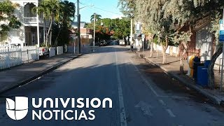 Estos inmigrantes se quedan en una zona de evacuación obligatoria esperando a Irma