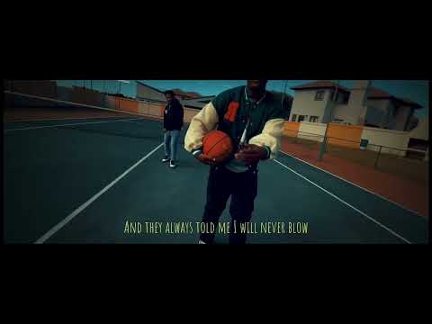 Kamowaves - Startravler ( official Visualizer )