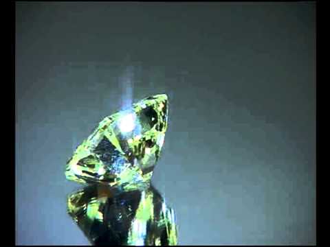 3.08ct EMERALD M SI1