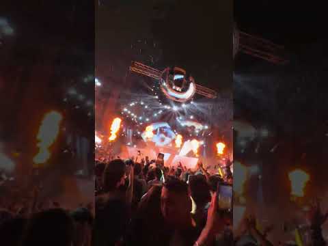 Martin Garrix - Animal X Waiting For Tomorrow | Ultra Taiwan 2025 Live