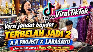 Download lagu SPLIT IN TWO (ADE GOVINDA & GLORIA JESSICA) LIVE SESSION COVER #Larasayu #bajidor #viraltiktok mp3