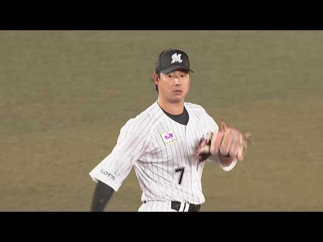 【3回表】抜群の体幹!! マリーンズ・藤岡裕大 逆シングル捕球からのジャンピングスロー!!  2024年8月29日 千葉ロッテマリーンズ 対 埼玉西武ライオンズ