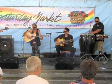 Priyo and Gypsy Moon - Caraibi