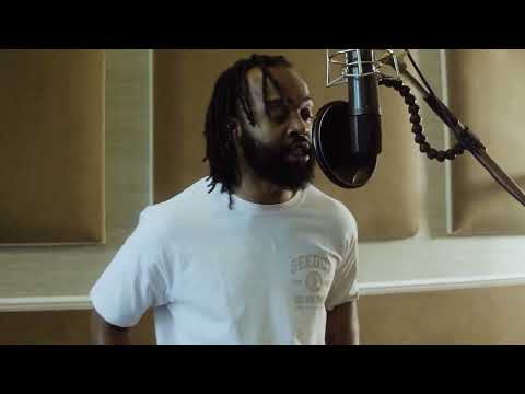 Jords and the Jordettes - Fist In The Sky (Live at RAK Studios)