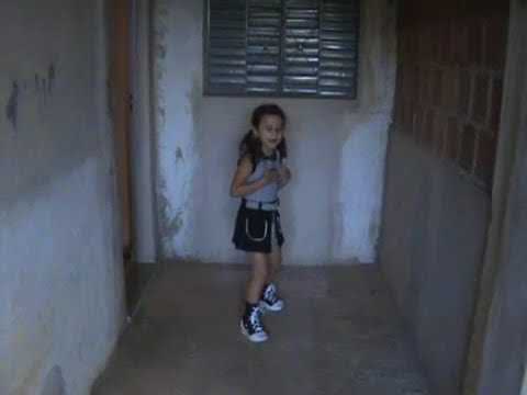 Jhemilly Késsi dançando 2