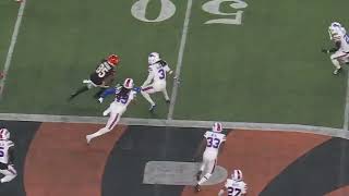 ビルズSダマー・ハムリン（Damar Hamlin）とベンガルズWRティー・ヒギンズの接触事故による試合延期。[2023 Week17 BUF-CIN]