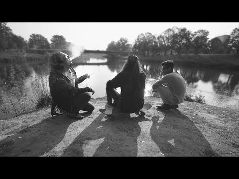 Dorsey Meets Raazyph - Weedclouds Pt. 2 ft. MessenJah [Official Video]