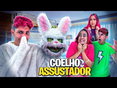 ASSUSTEI OS ROSA COM UMA FANTASIA DE TERROR *Stumble Guys