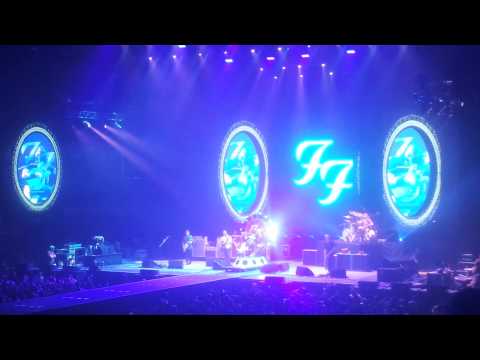 Foo Fighters - Learn to Fly (12/8/15 Edmonton AB)
