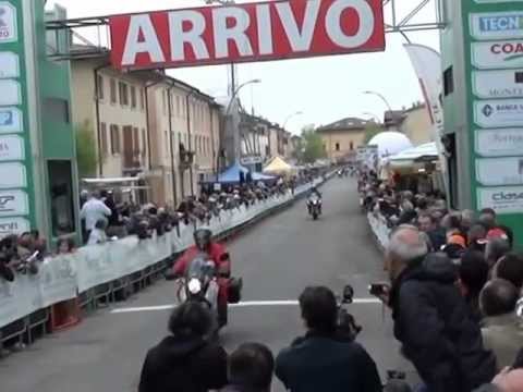 51 Palio del Recioto vince  Bongiorno(Hoppla) su Formolo[1].avi