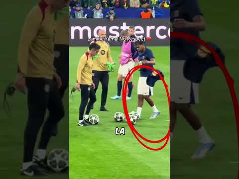 Jugadores a los que les lanzaron una camiseta + Cristiano Ronaldo 💀🥶