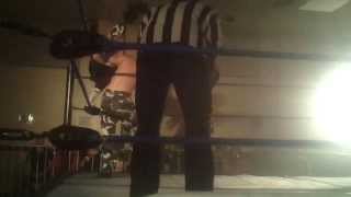 preview picture of video 'EAW 24th August 2013 Yaxley - El Super Epico vs Dan Darkstar'