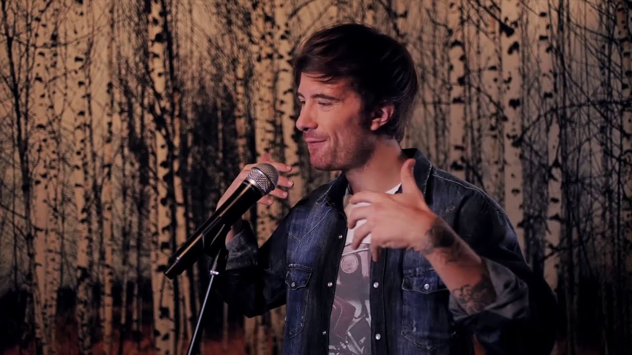 Watch Now Francesco Sole Meriti qualcuno che abbia paura di perderti #poesia Francesco Sole Meriti qualcuno che abbia paura di perderti #poesia