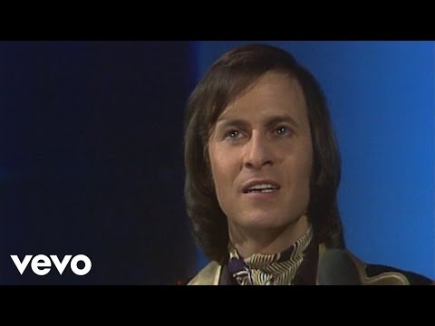 Michael Holm - Baby, du bist nicht alleine (I'd Love You To Want Me) (ZDF Disco 22.12.1973)