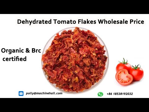 Red dehydrated tomato flakes