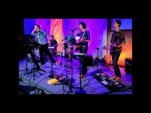 Opwekking 702 - De God die eeuwig leeft