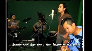Download lagu Gun'Sing Band - Kesian Gia (lirik) mp3 Download lagu Gun'Sing Band - Kesian Gia (lirik) mp3