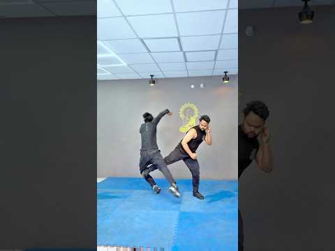 Ultimate Street Self Defence: Oblique Kick 💥 #selfdefence  #martialarts #obliquekick #shorts #usa